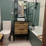 Apartament Petit Cocon Des Rives Proche Stanislas-terrasse & Parking Gratuit Nancy