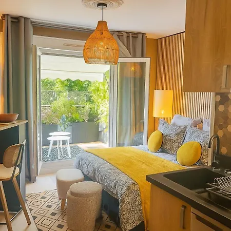 Petit Cocon Des Rives Proche Stanislas Lägenhet